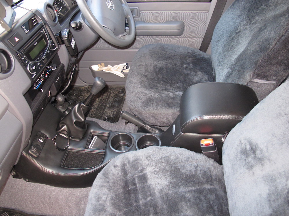 Toyota Full lenght Console
