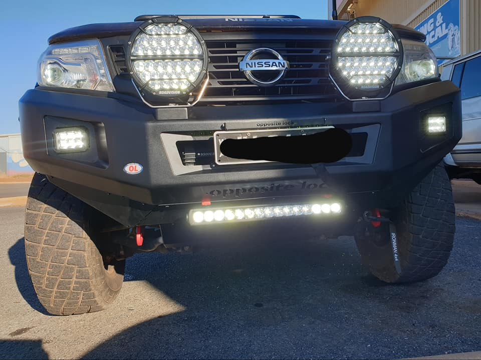 Roadvision DL Dominator Series Spot Lights & SR2 Light Bar